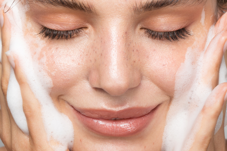 Best Skin Care Routine For Oily Skin: The Oily Skin Reset